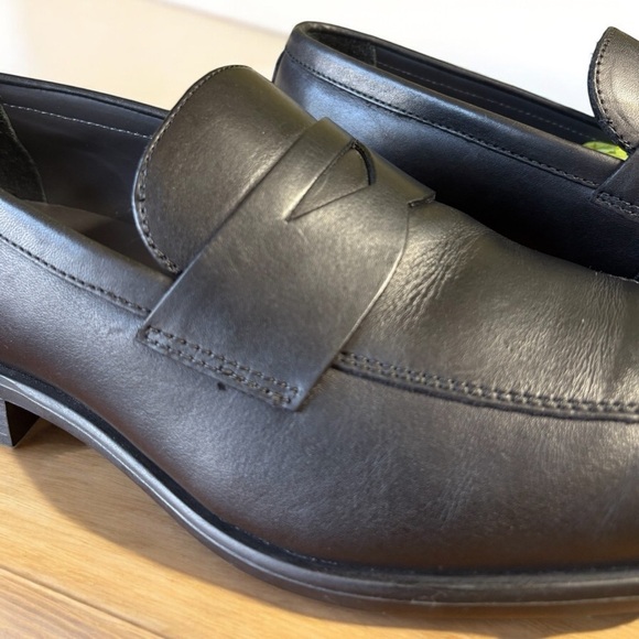 Nordstrom-Men’s 11 Ortholite Black leather Edward Penny Loafer. Like new cond! main image 12